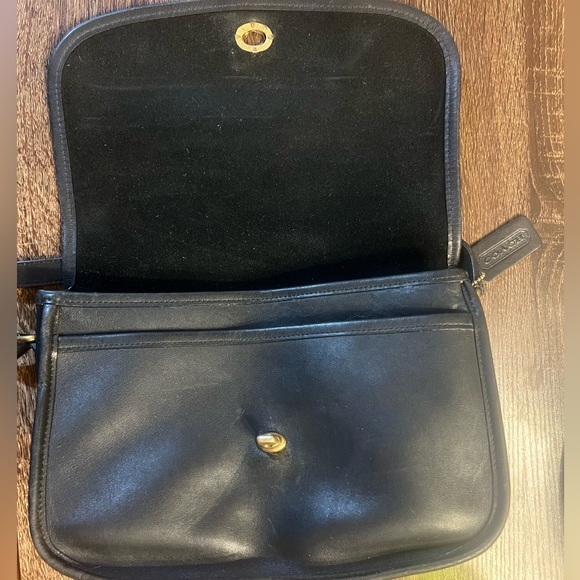 Vintage Coach City Bag: Black - Picture 6 of 12